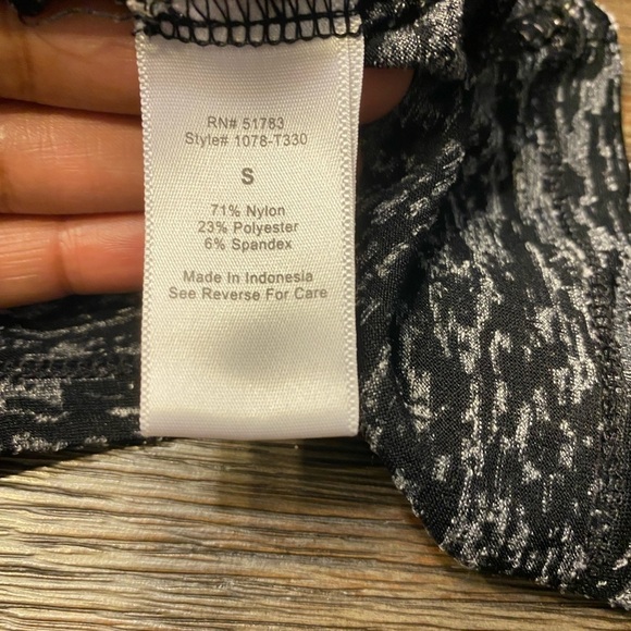 Maurices  Ruched Tank top heather gray Black Top Small - Picture 6 of 7